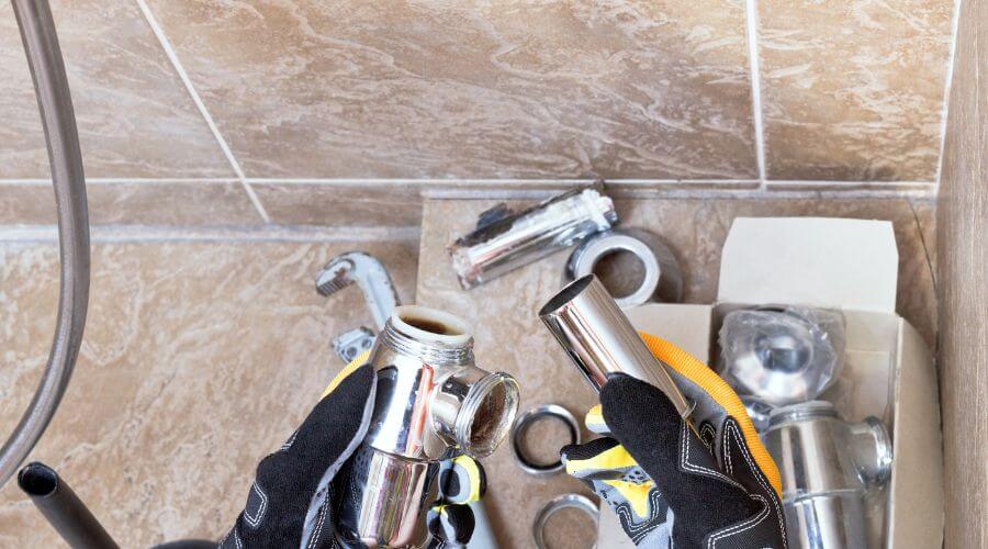 Professional gutter cleaning in Umatilla, FL